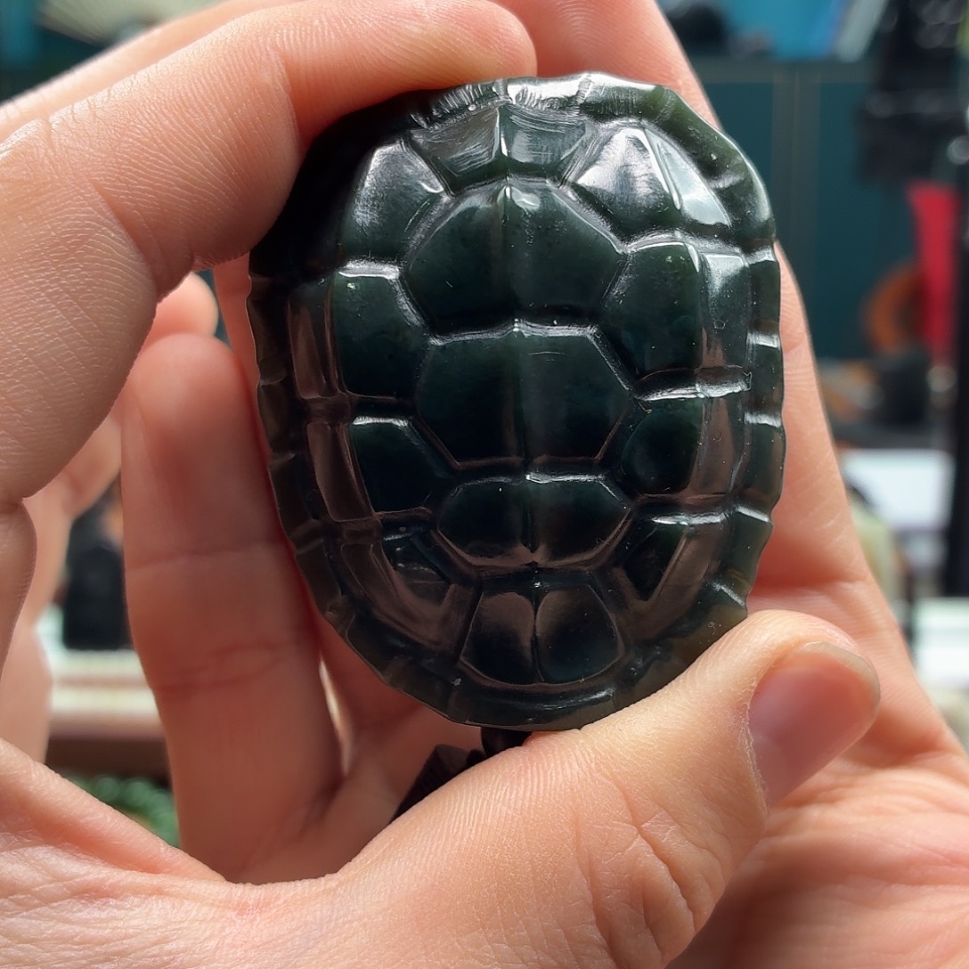 和田玉未镶嵌把件富甲天下