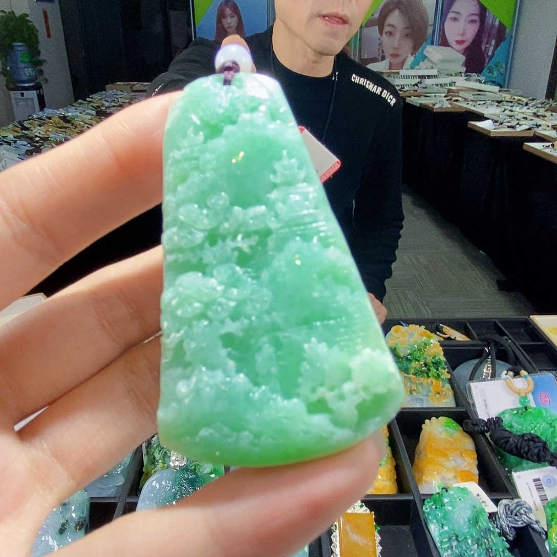 颈饰未镶嵌翡翠翡翠