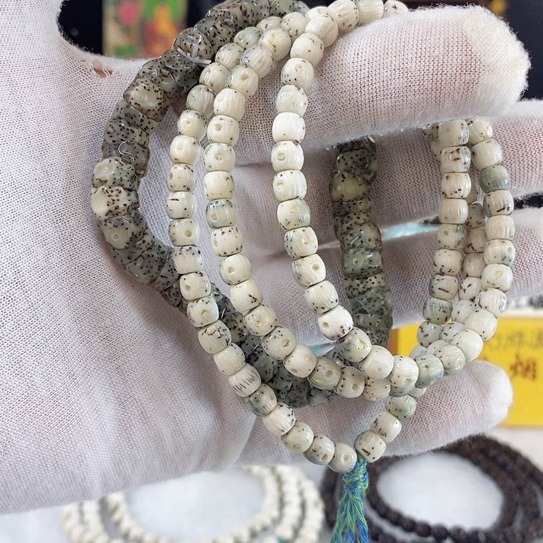 星月菩提手串?*心星月菩提雕刻手串