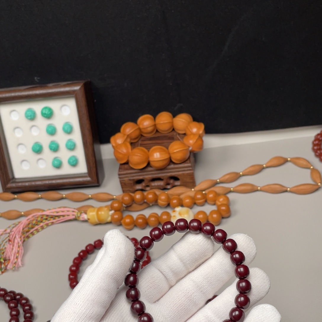 楠***。猴头核桃手串老型