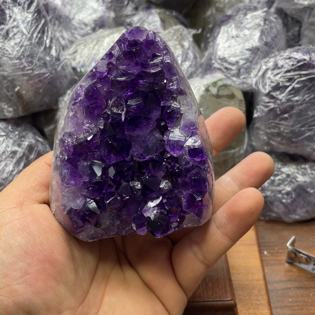 水晶未镶嵌大型摆件（非配饰）