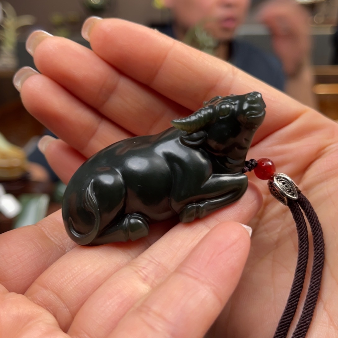 和田玉把件未镶嵌好*哥