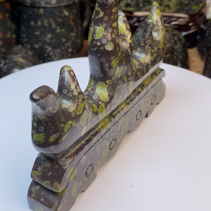 汝阳梅花玉厂家直销笔架