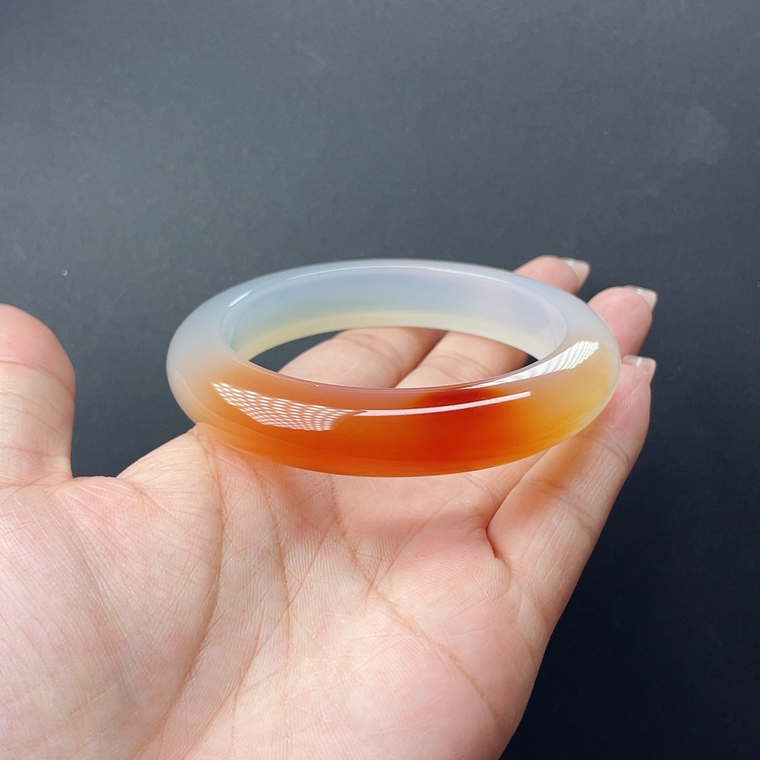 玛瑙/玉髓手镯未镶嵌