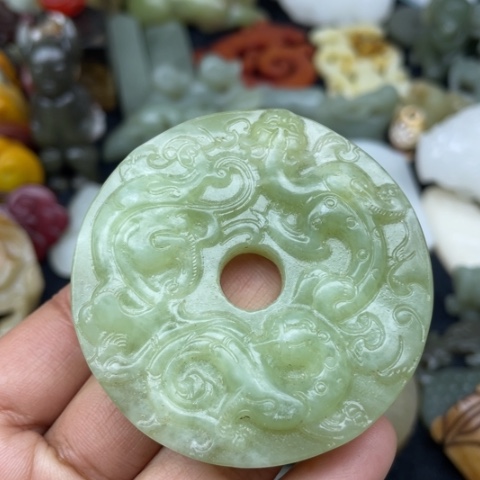 蛇纹石玉颈饰未镶嵌79