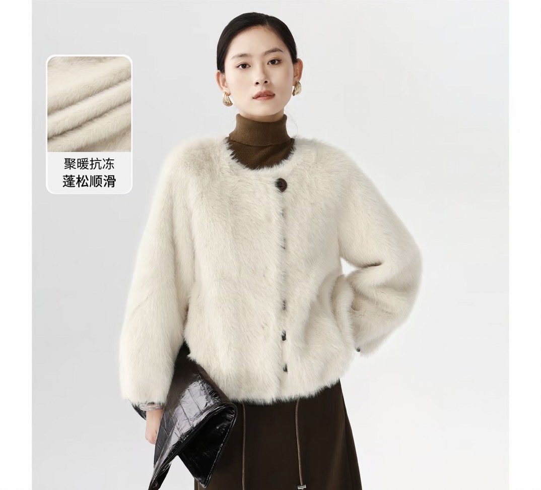 爱客秋冬短款宽松立领短外套毛茸茸小香风百搭蓬松YA25444W501