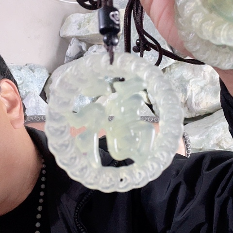 蛇纹石玉未镶嵌珠宝奇石