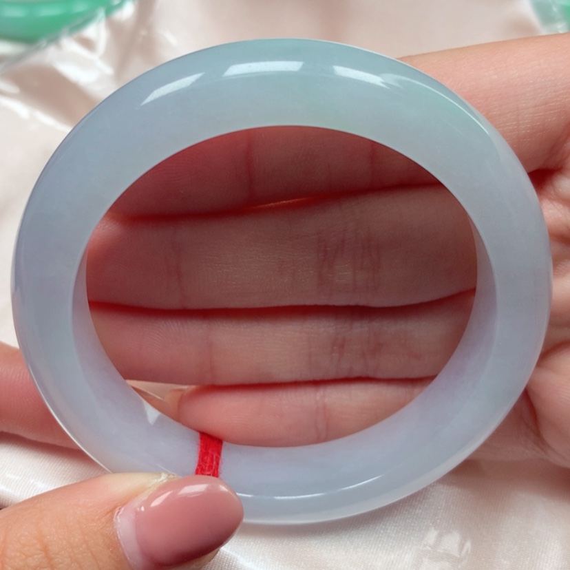 【闪购商品】翡翠手镯未镶嵌54圈