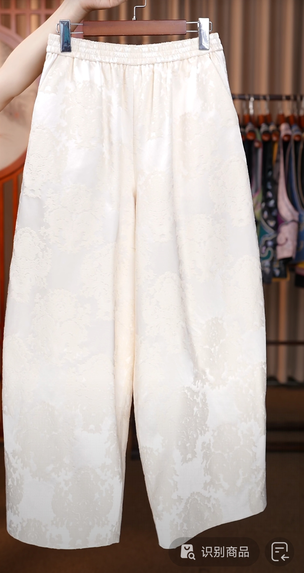 【30090】冬款上新百搭加棉油丝萝卜裤