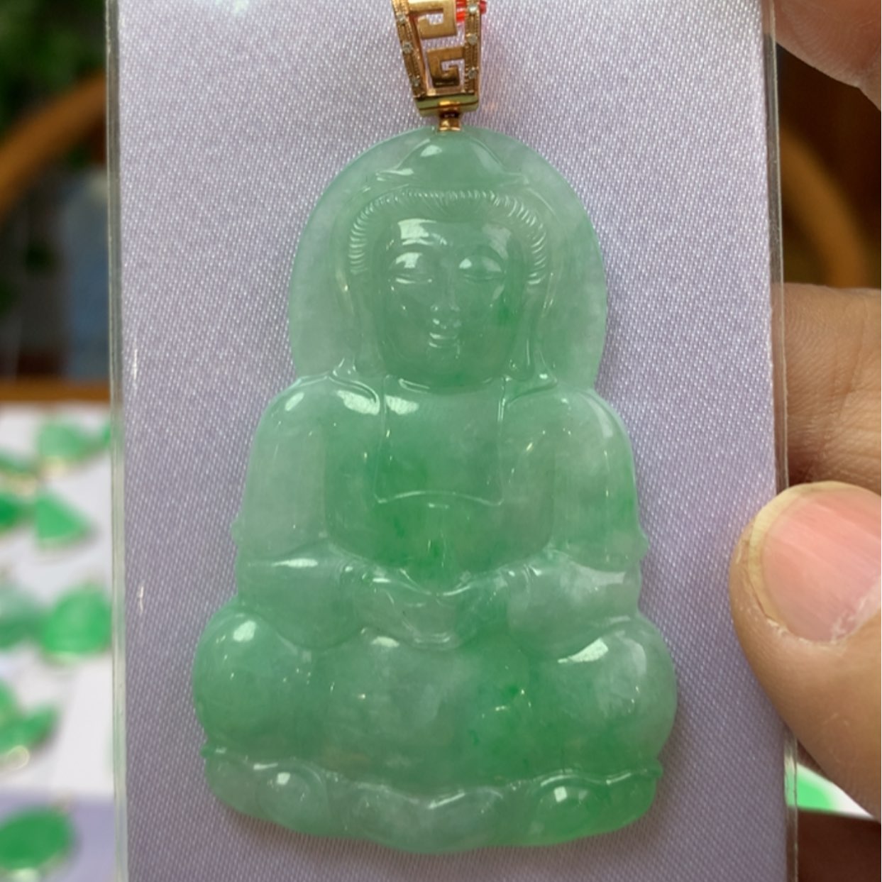 【闪购商品】翡翠颈饰18K金镶嵌翡翠