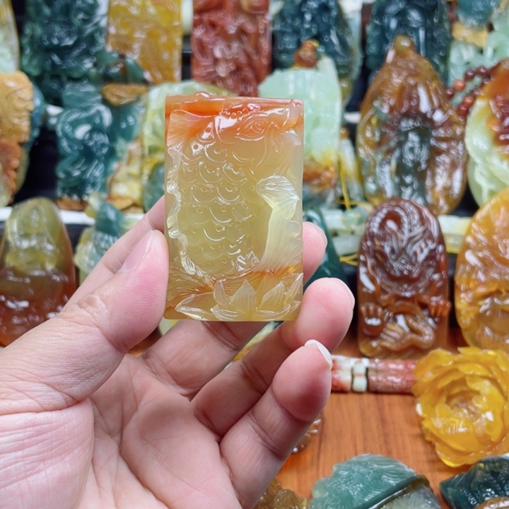 未镶嵌蛇纹石玉吊坠(不含链)