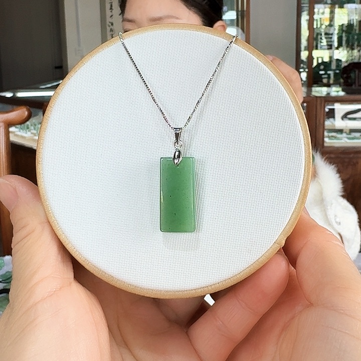 密玉（石英质玉）未镶嵌吊坠