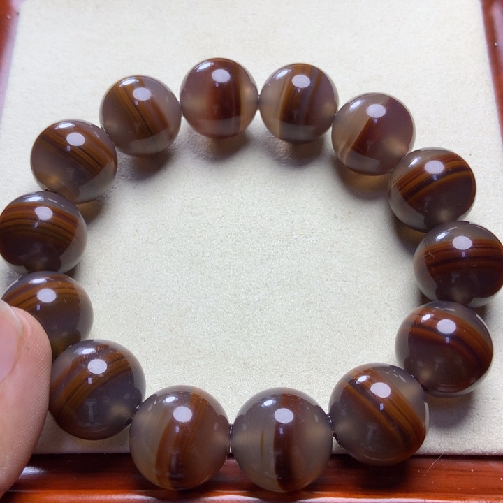 玛瑙/玉髓手串未镶嵌一线冰透俏色