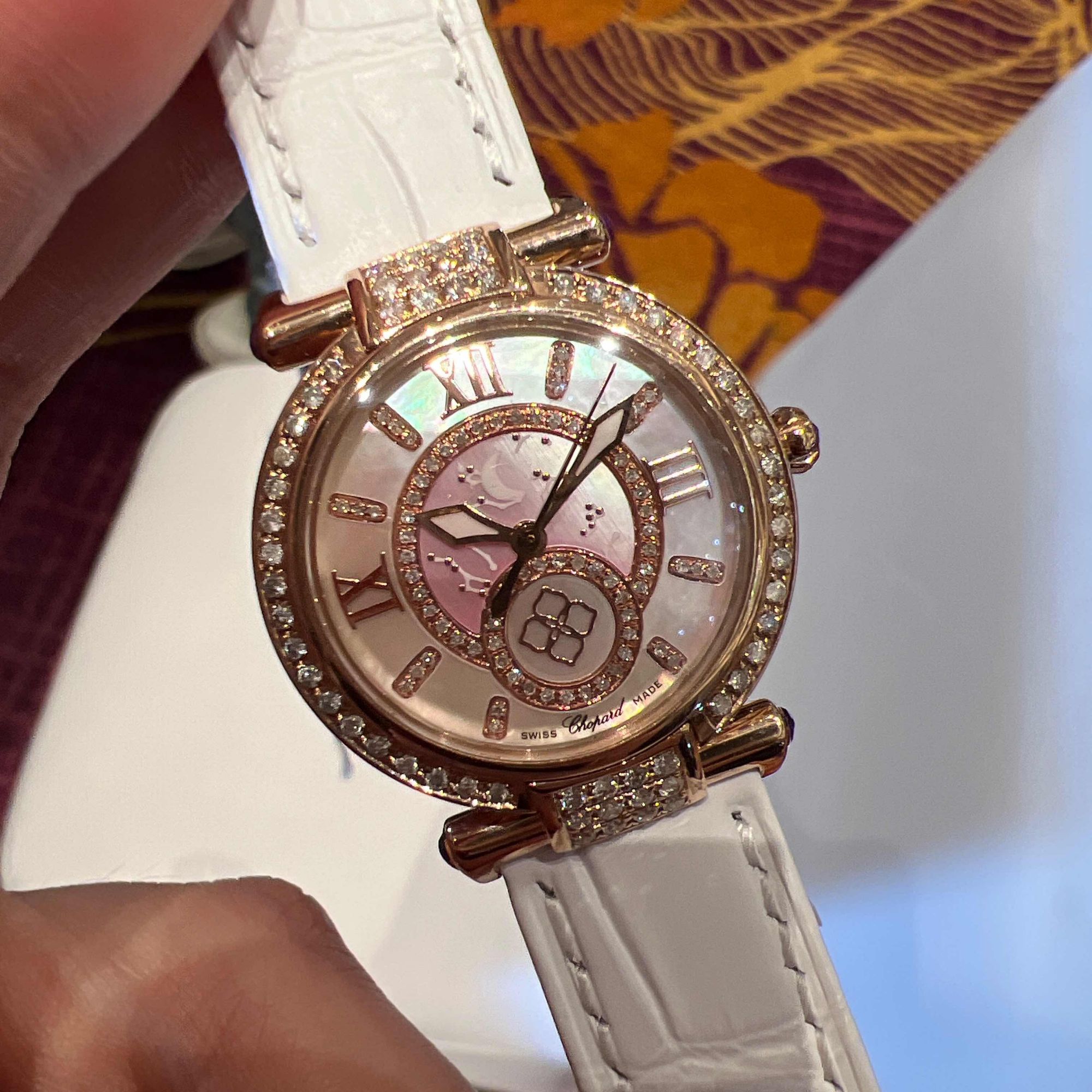 99新 Chopard/萧邦 表展/IMPERIALE系列384238后钻腕表/WHT028087