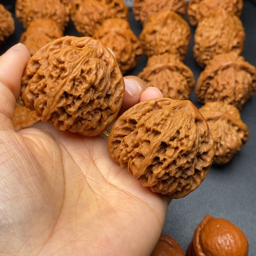 【闪购商品】文玩核桃把件45南疆石