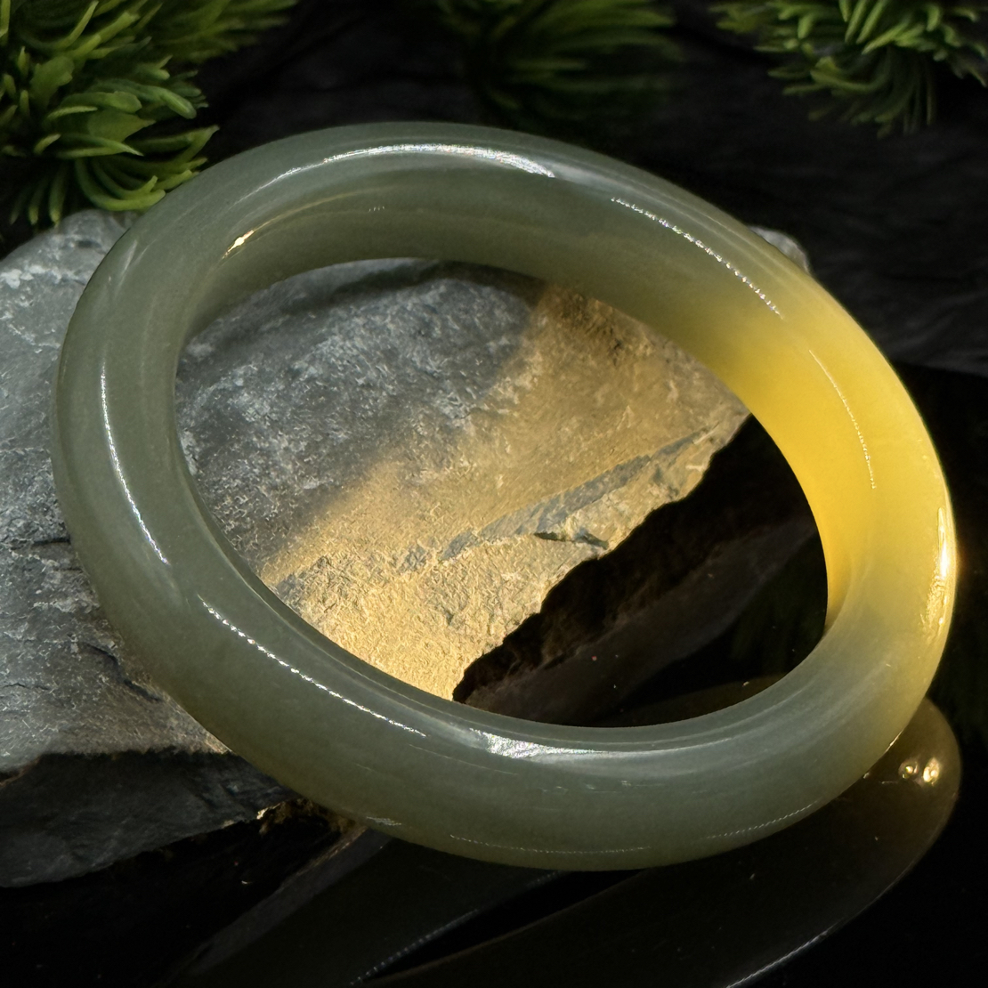 和田玉湖水手镯-10*7mm-多样性发其一-hs64-1079福6