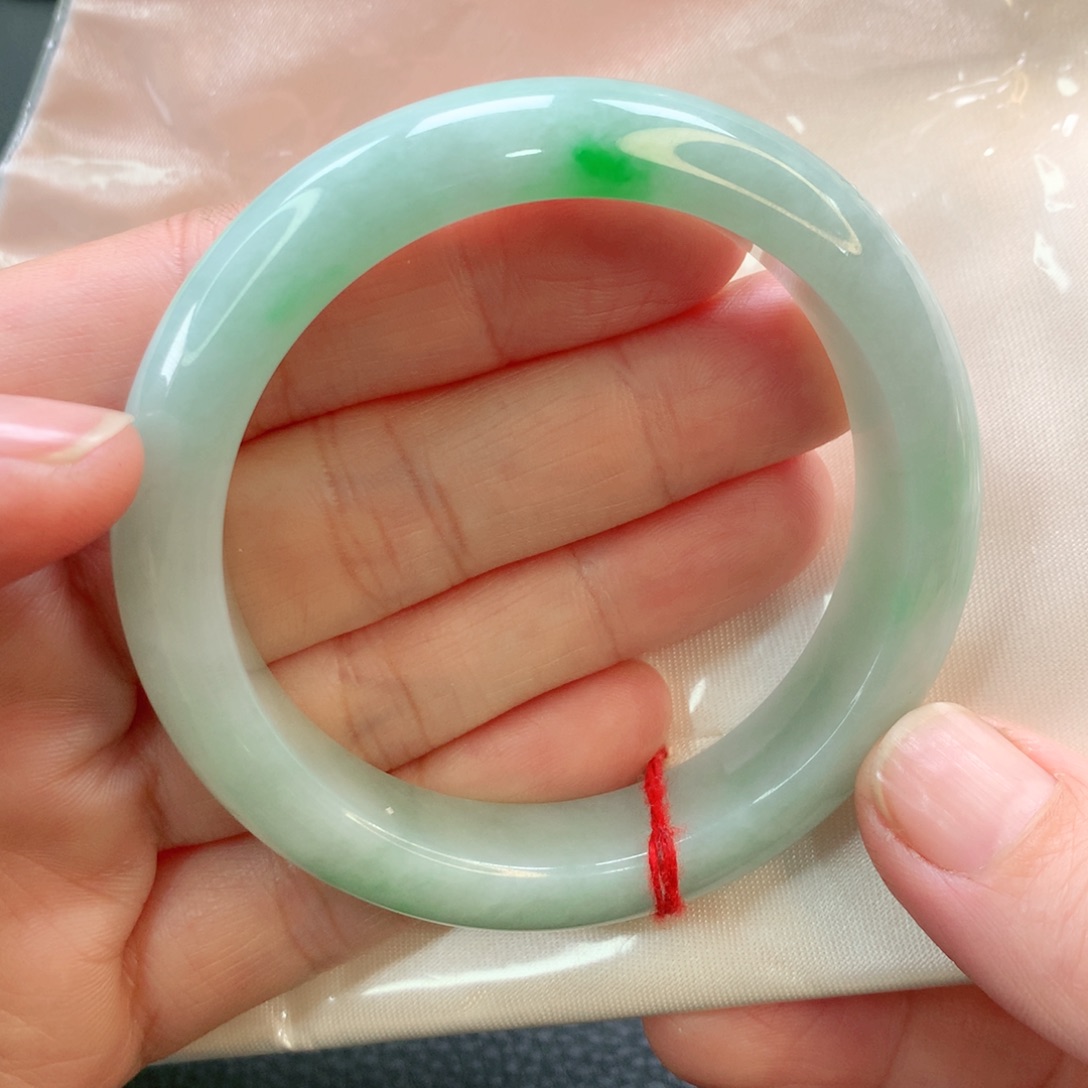 翡翠手镯未镶嵌53正