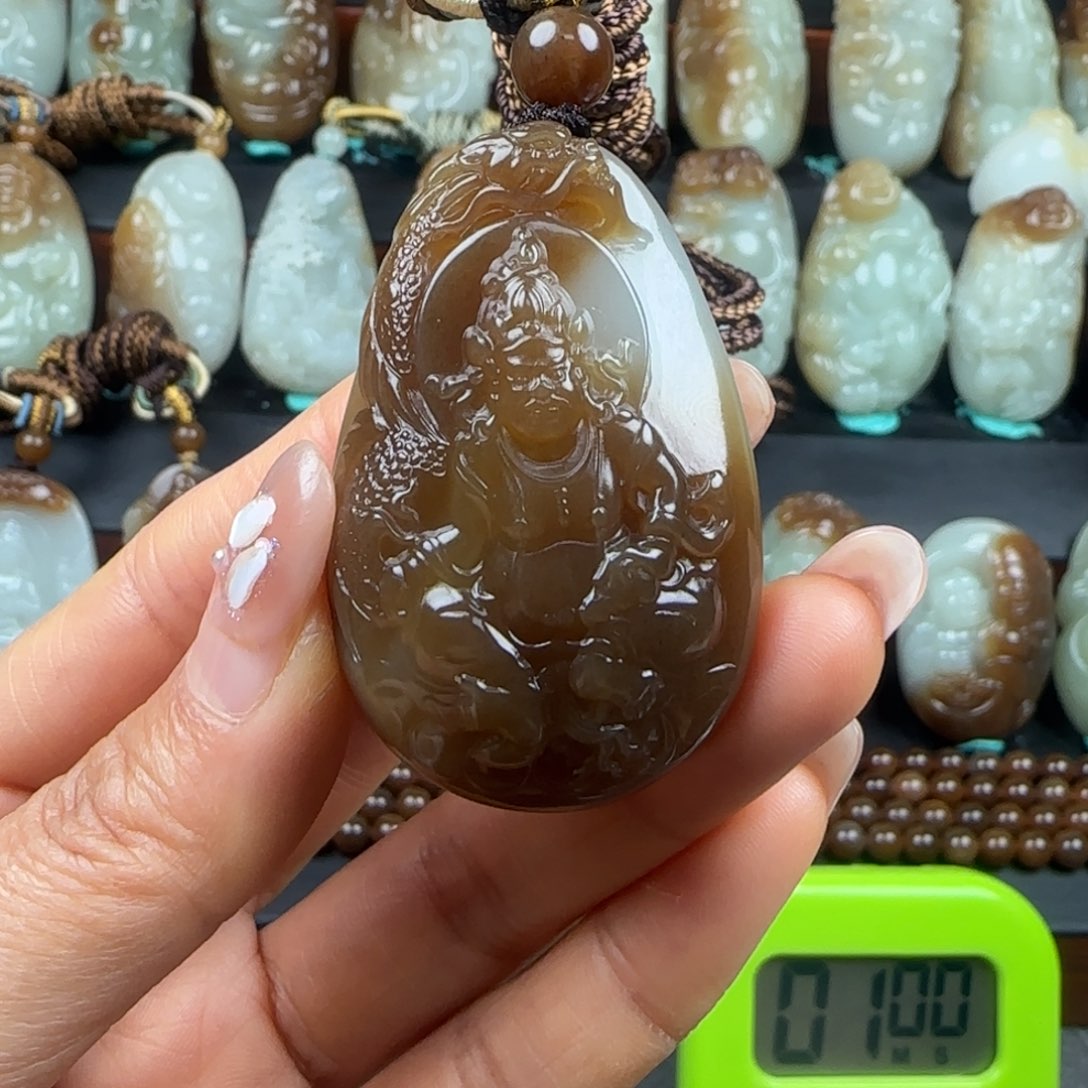 和田玉挂件未镶嵌?****》