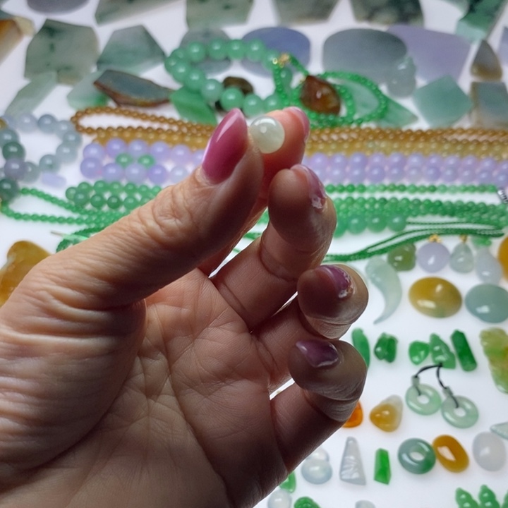 ****水翡翠未镶嵌挂件天然翡翠