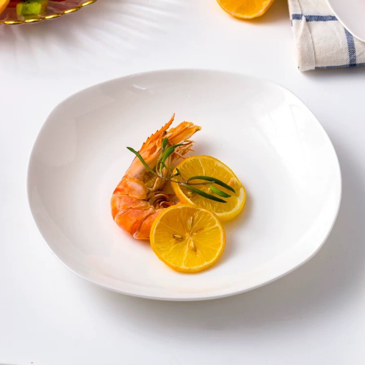 纯白家用骨瓷8/6.5英寸四方汤盘创意菜盘多功能餐具特色装菜盘子