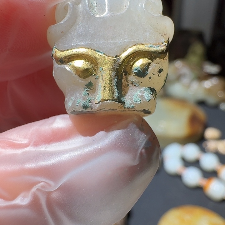 欲***都和田玉未镶嵌颈饰