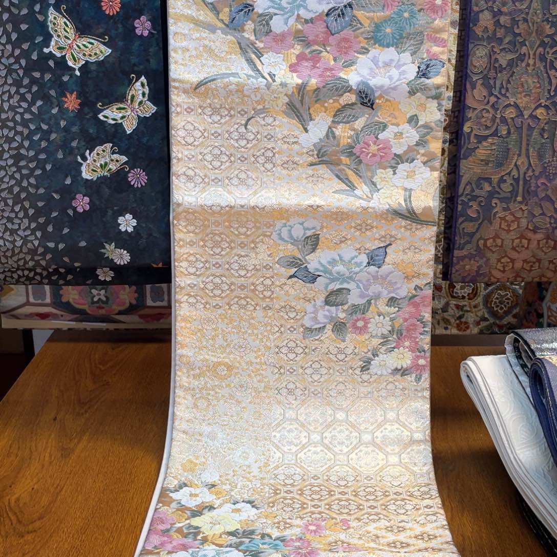 织绣六通唐织花卉风景