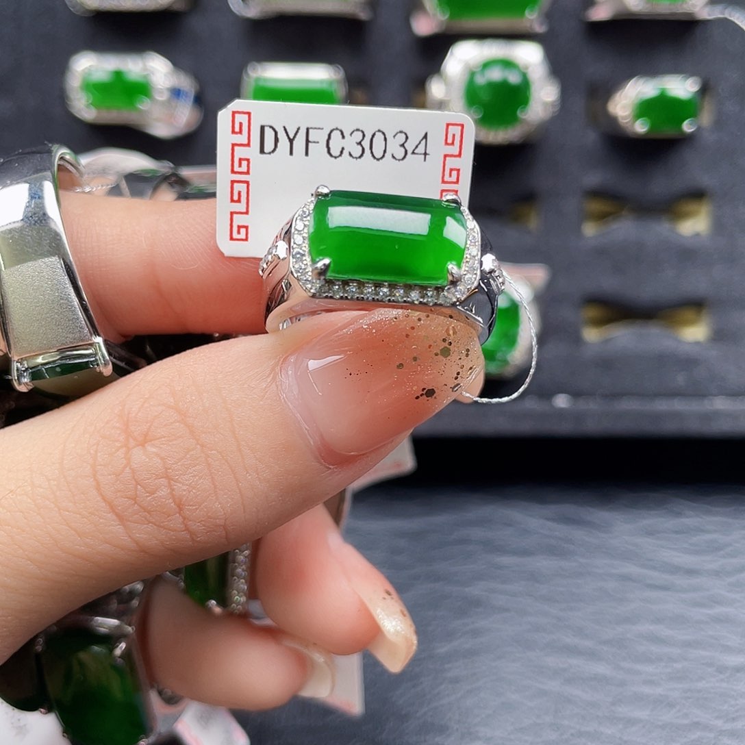 翡翠戒指银S925镶嵌越**好编号3034