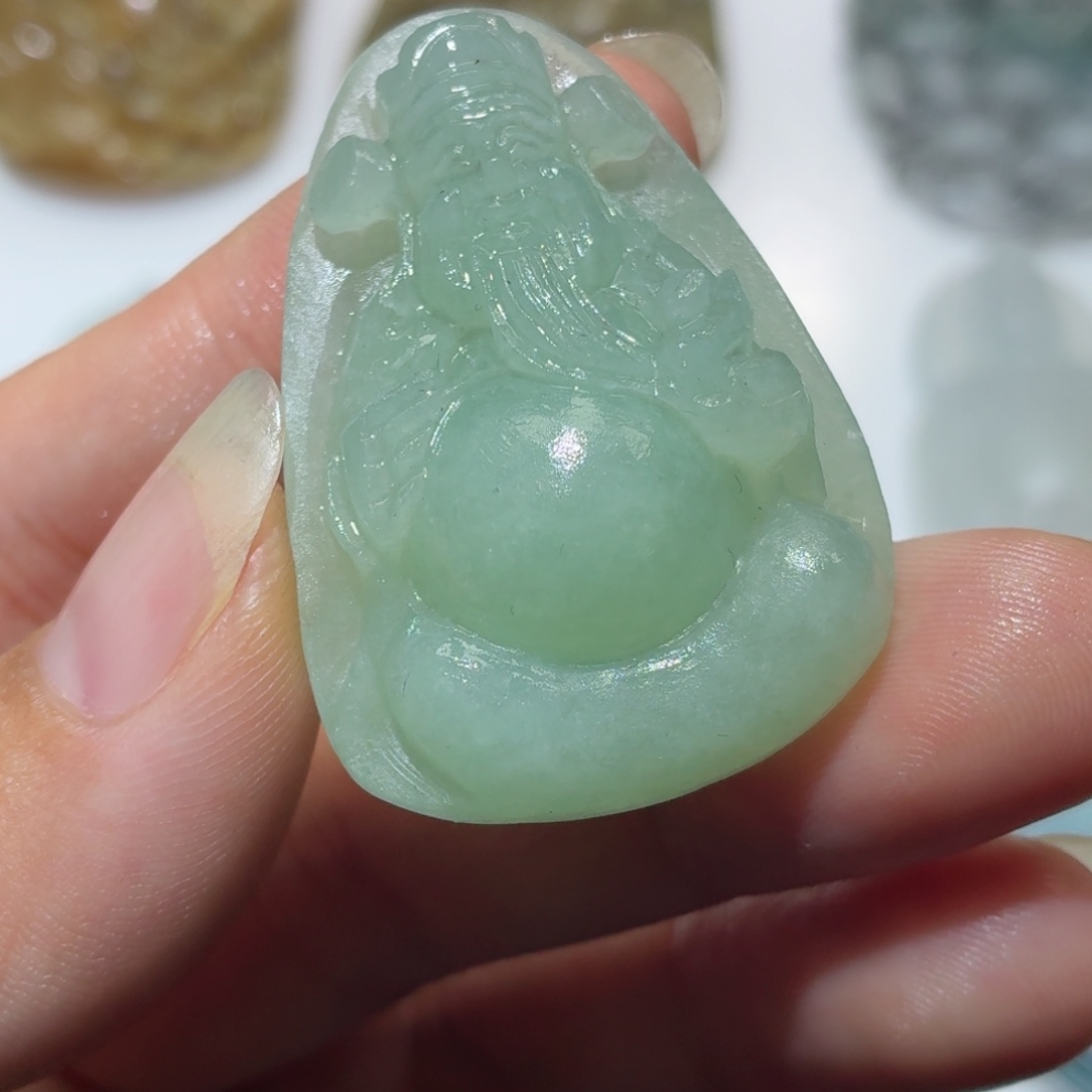 定制翡翠未镶嵌毛货