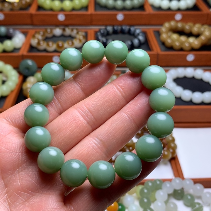 和田玉手串未镶嵌不***好