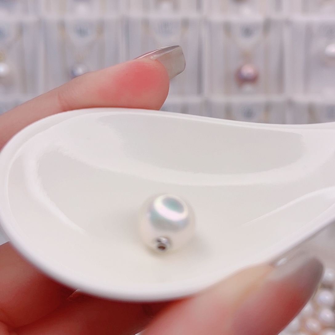 颈饰淡水珍珠未镶嵌