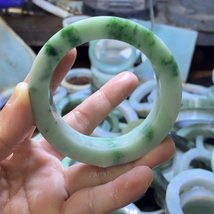 定制翡翠未镶嵌正圈