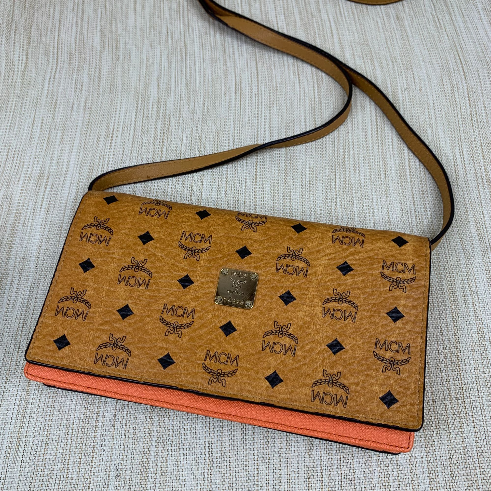 95新 MCM 干邑色斜挎包/WJ10501543/1543