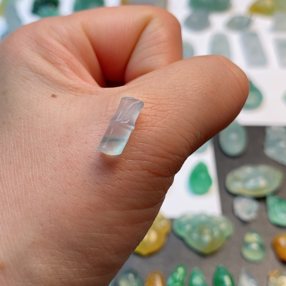 定制翡翠未镶嵌竹节