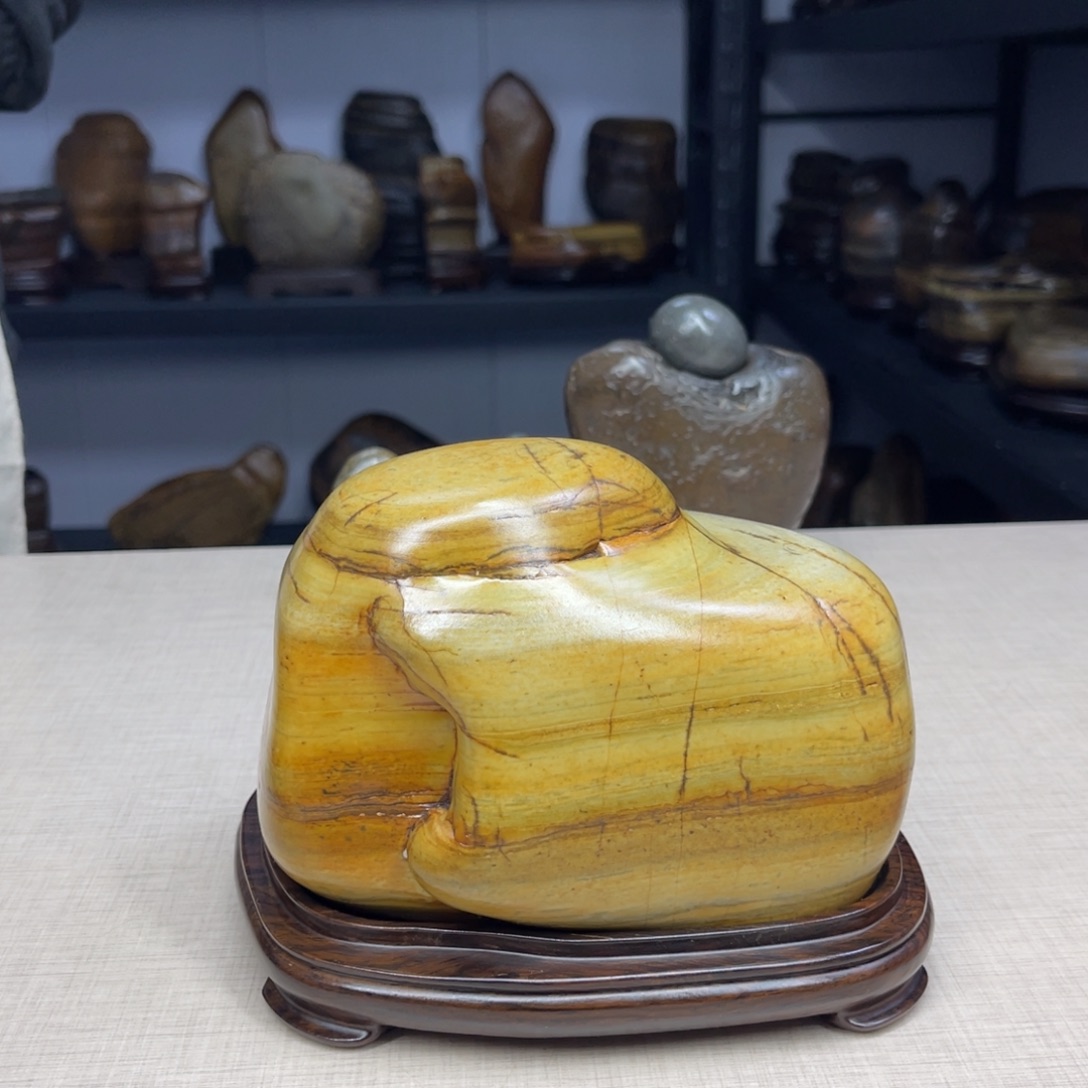 石材广西大化彩玉石配底座