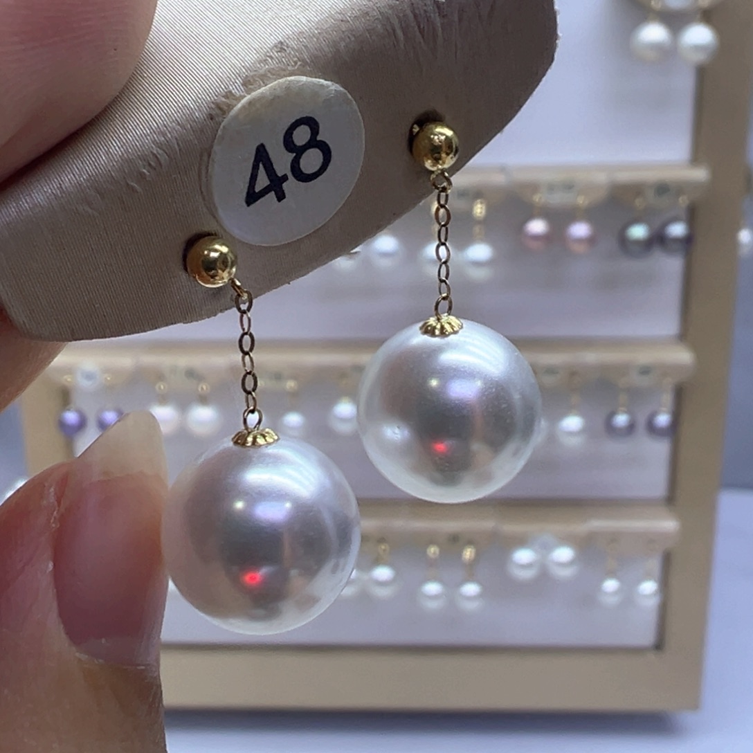 18K金镶嵌淡水珍珠耳饰