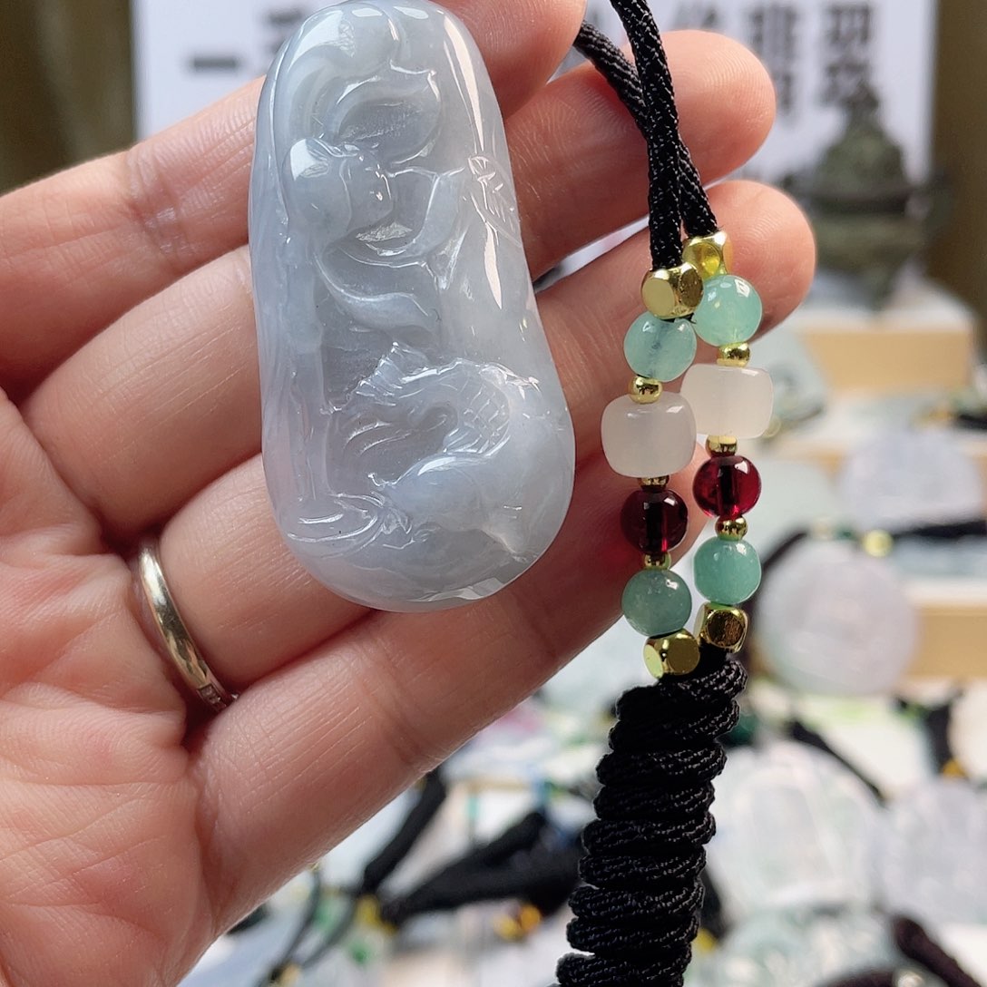 翡翠颈饰未镶嵌0408挂件