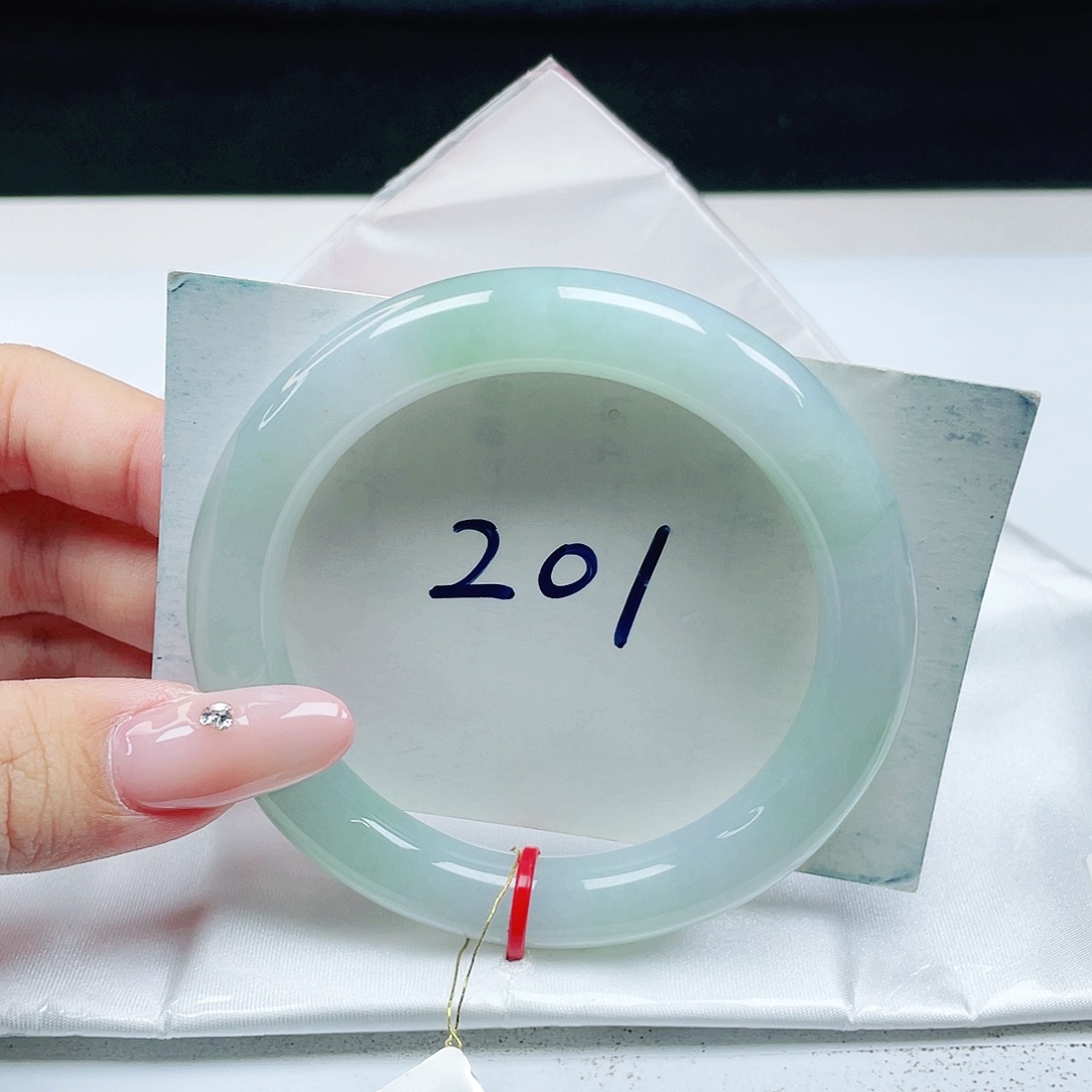 翡翠未镶嵌手镯 圆条57+