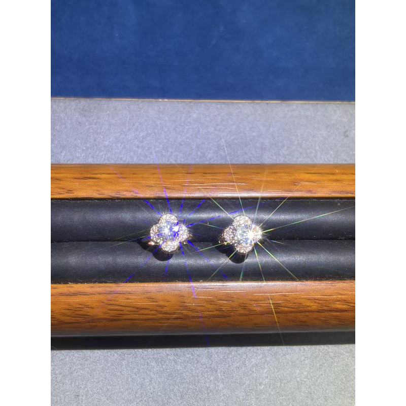 a8874玫色四叶草耳扣多样性发货