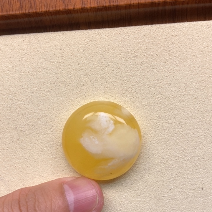 未镶嵌琥珀珠宝奇石1****7