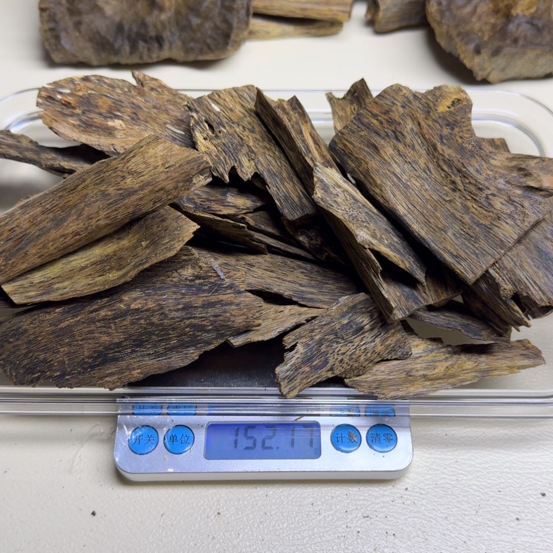 香榧木奇楠透顶绿排油152克