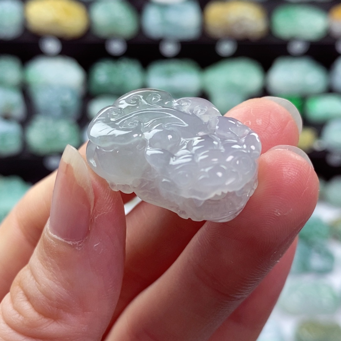 翡翠颈饰未镶嵌天然