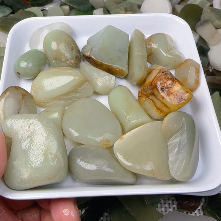 未镶嵌和田玉珠宝半成品