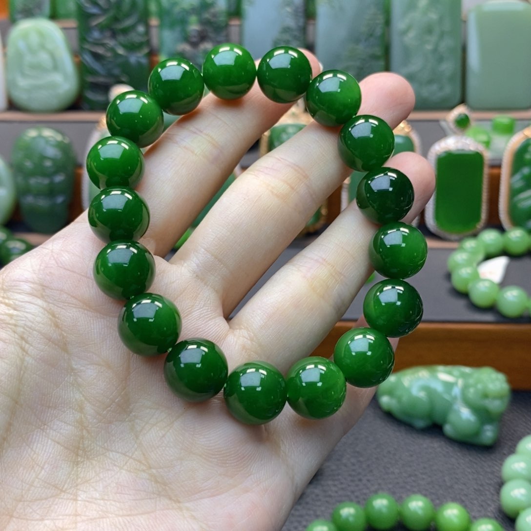 颈饰未镶嵌和田玉（碧玉）尖**物手串卡12