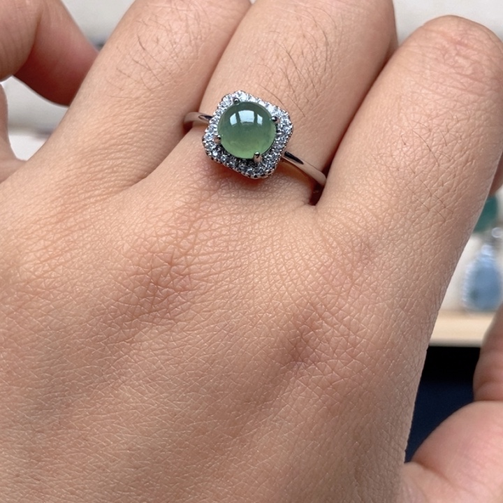 翡翠未镶嵌戒指戒指