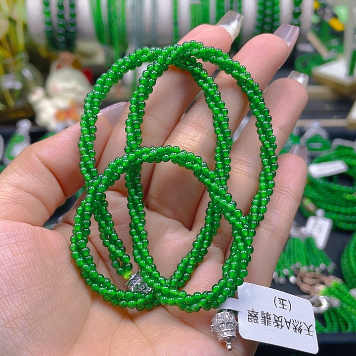 翡翠颈饰未镶嵌圆珠麻花项链