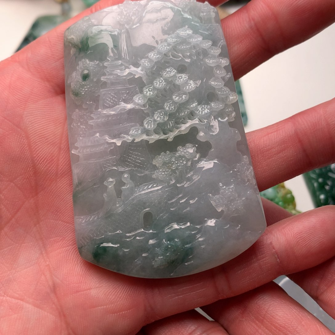定制翡翠未镶嵌山水