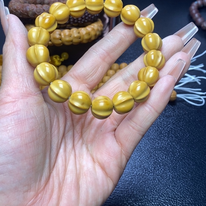 猴头核桃手串猴头