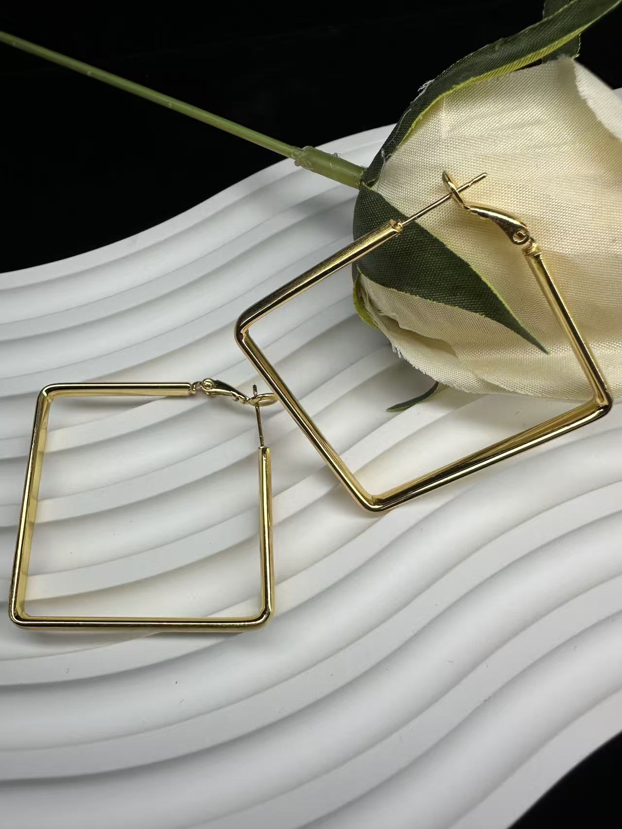 铜合金耳饰 02 欧美气质菱形方形大圈耳环夸张大耳环