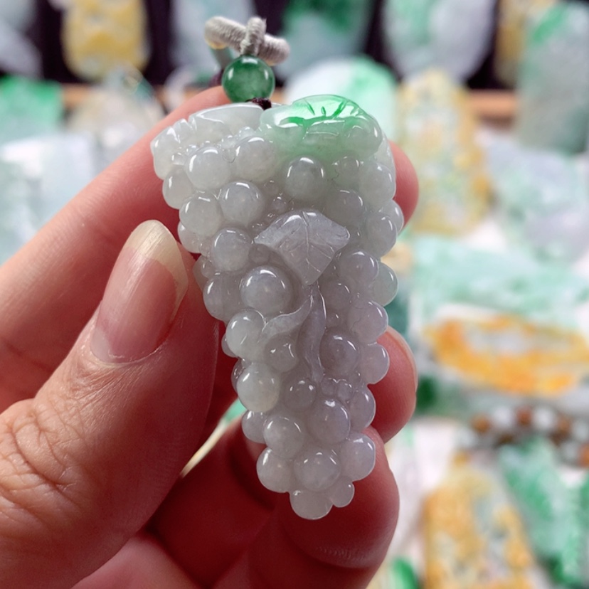 【闪购商品】翡翠吊坠(不含链)未镶嵌