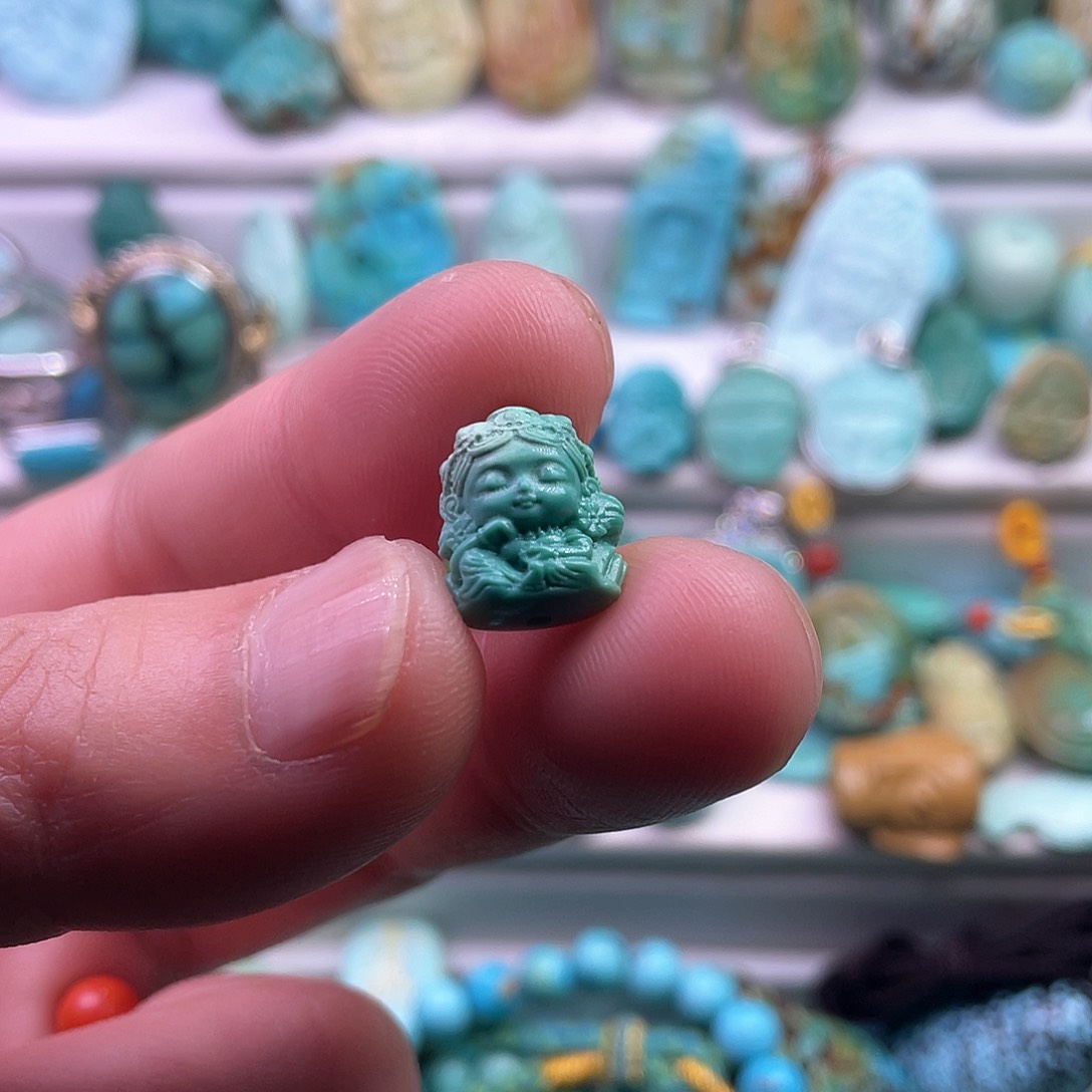 绿松石颈饰未镶嵌耶**盖